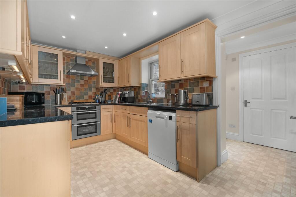 Additional image 3 of Longs Yard, Bradford On Avon