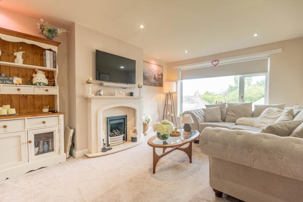 House in Bradford, Wilsden Hill, Wilsden - View 2