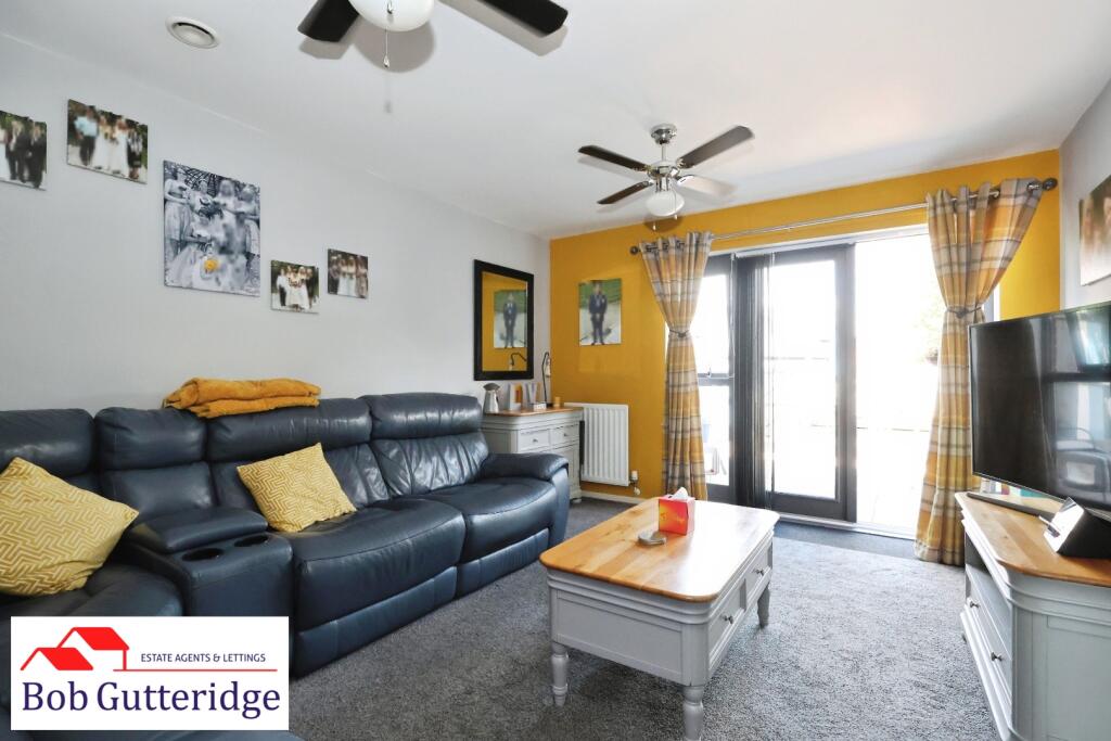 House in Newcastle-under-Lyme, Staffordshire - View 4