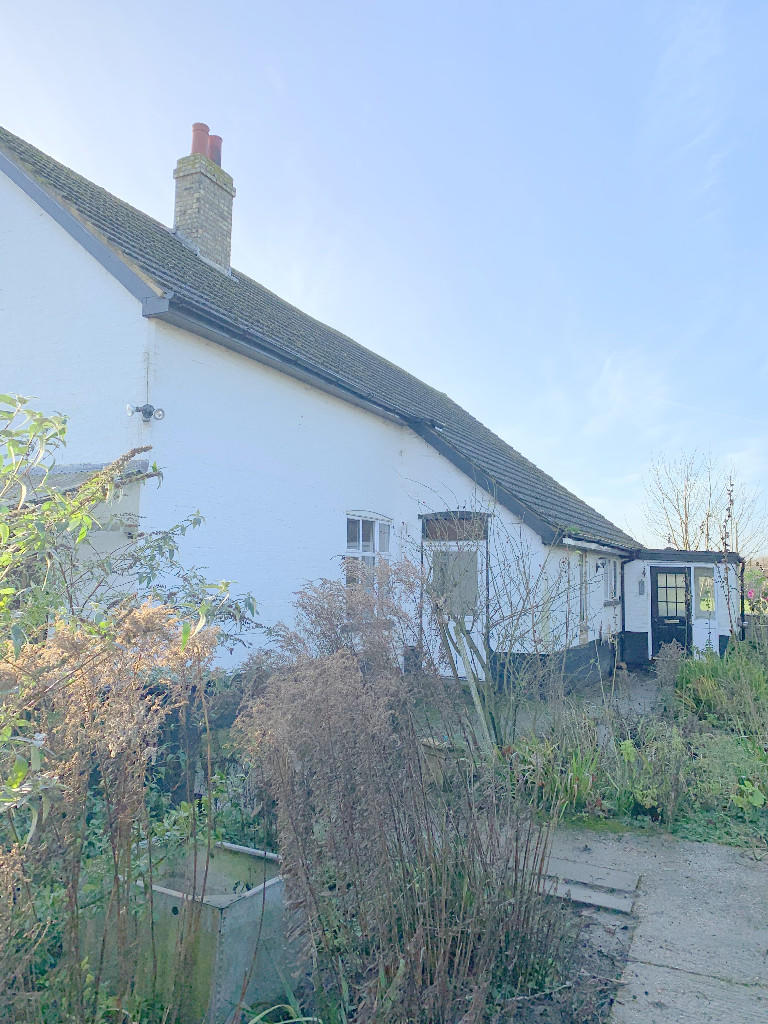 Main image of property: Wrayfields, SG5