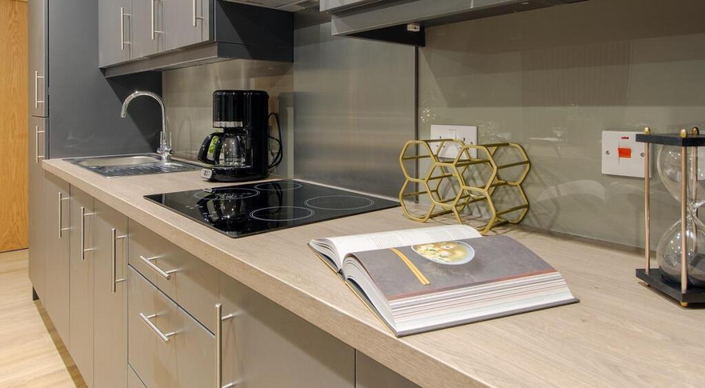 1 bedroom flat share for rent