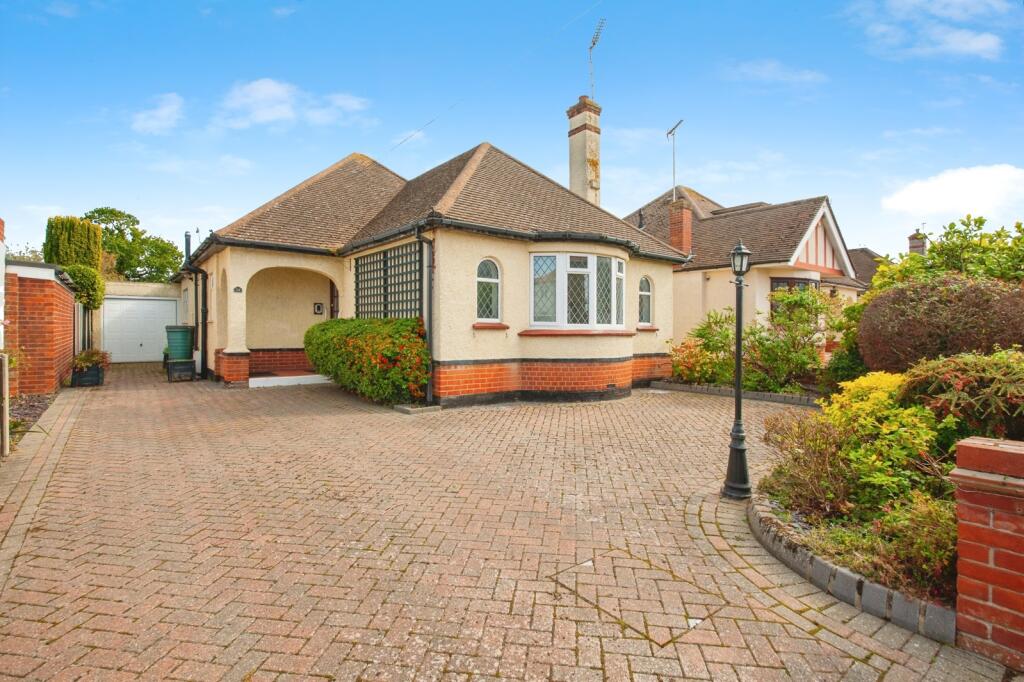 Main image of property: Carlton Road, Clacton-on-Sea, Essex, CO15