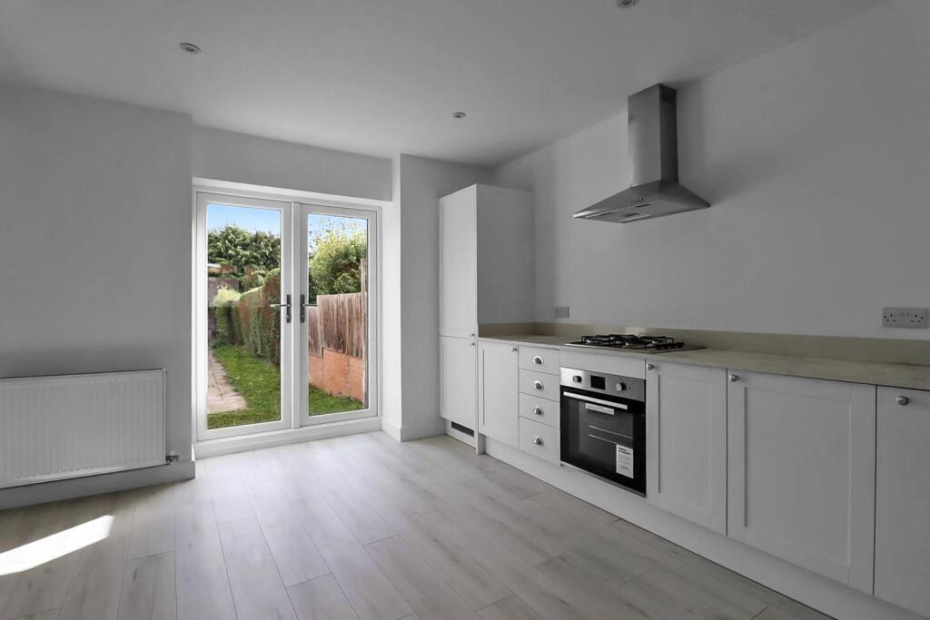 House in Kettering, North Northamptonshire - View 4