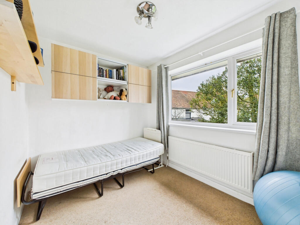 Lambs Farm Road, Horsham image 4