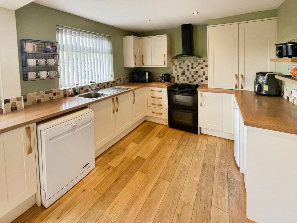 House in Basingstoke and Deane, Basingstoke - View 4