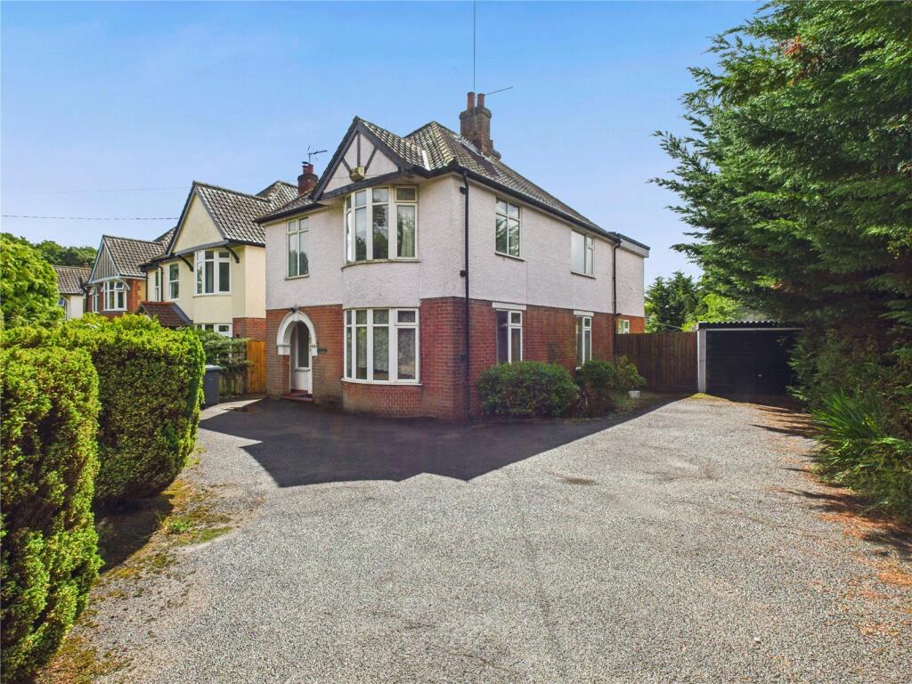 Main image of property: Main Road, Martlesham Heath, Ipswich, Suffolk, IP5