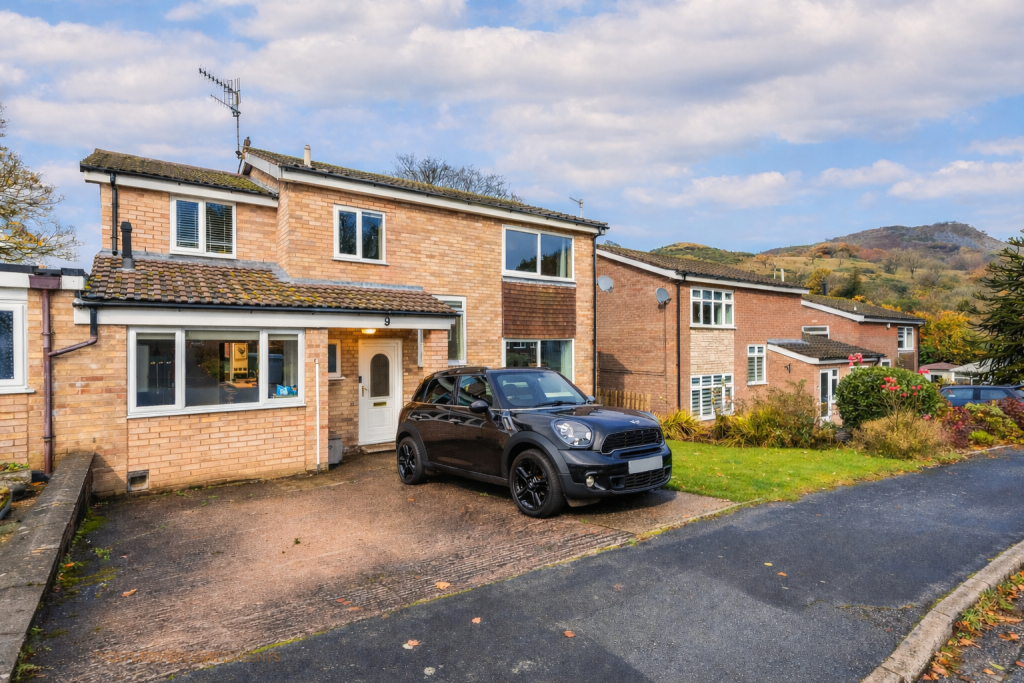 Main image of property: Forest Drive, Langley, SK11 0BY