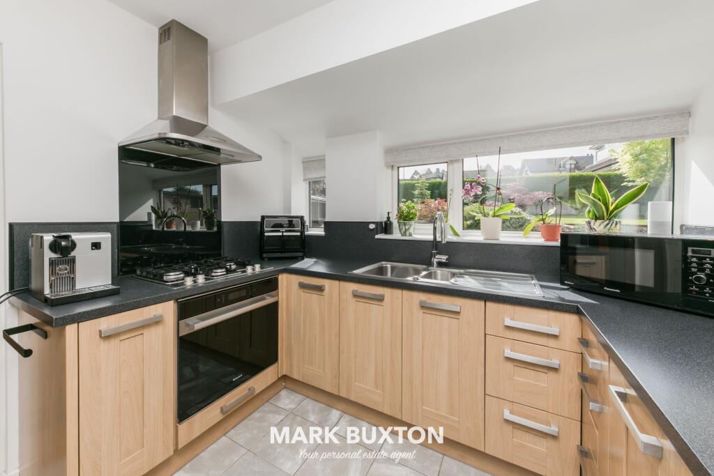House in Stoke-on-Trent - More