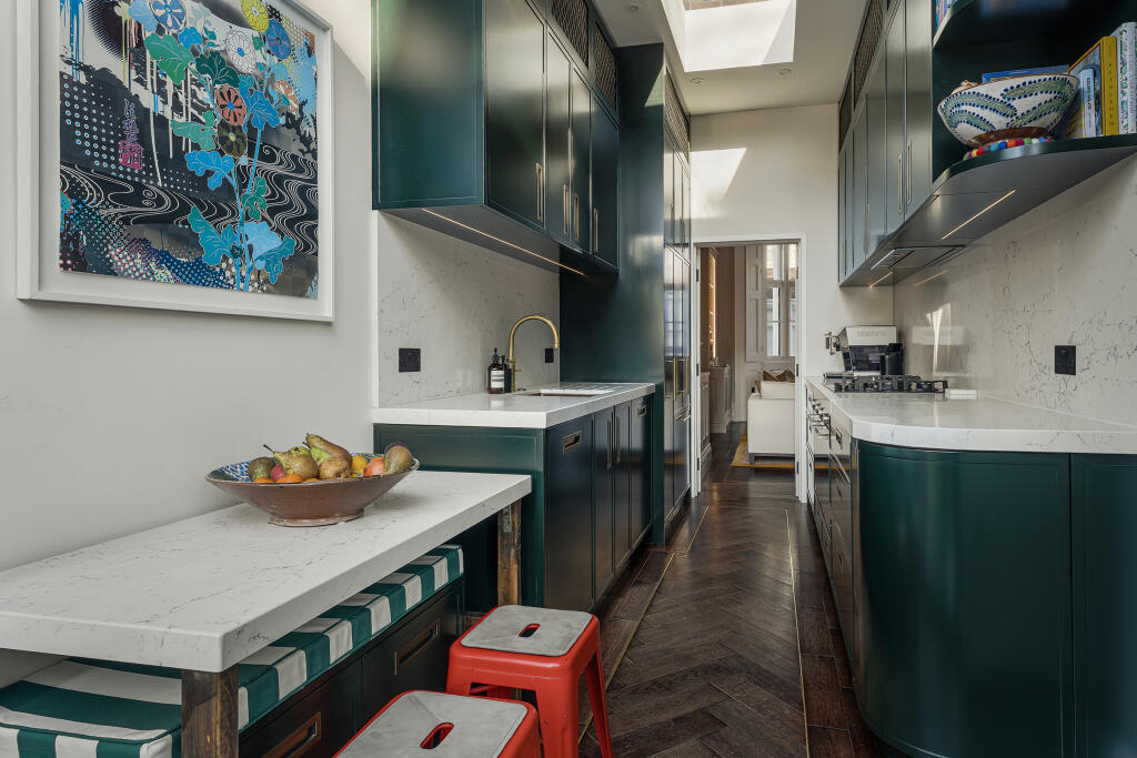 Saint Anns Villas, Holland Park, London, W11 - More