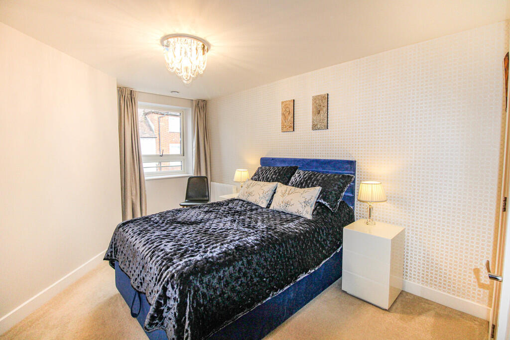 Apartment in Salisbury - View 5