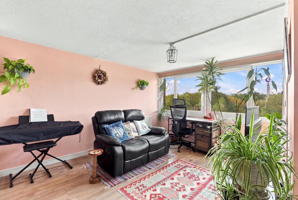 Apartment in London - View 2