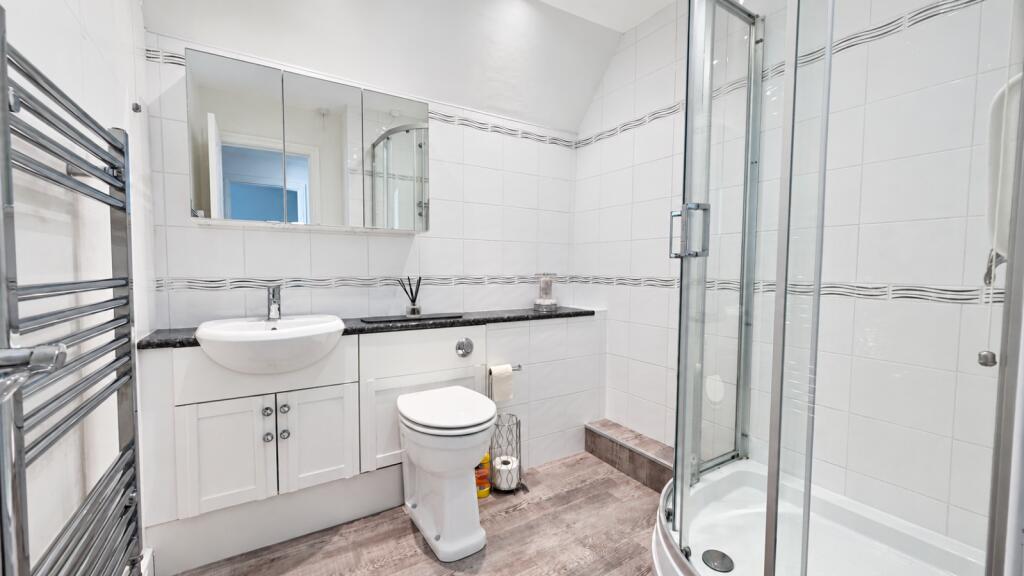 Apartment in London - View 3
