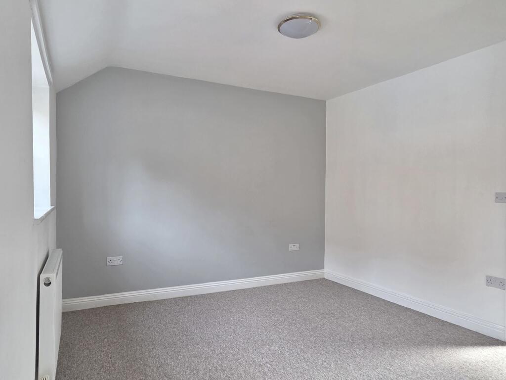 House in Glastonbury, Somerset - View 5