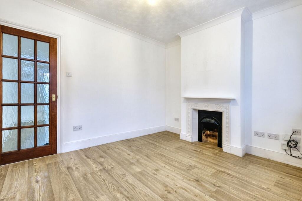House in Chelmsford - View 4