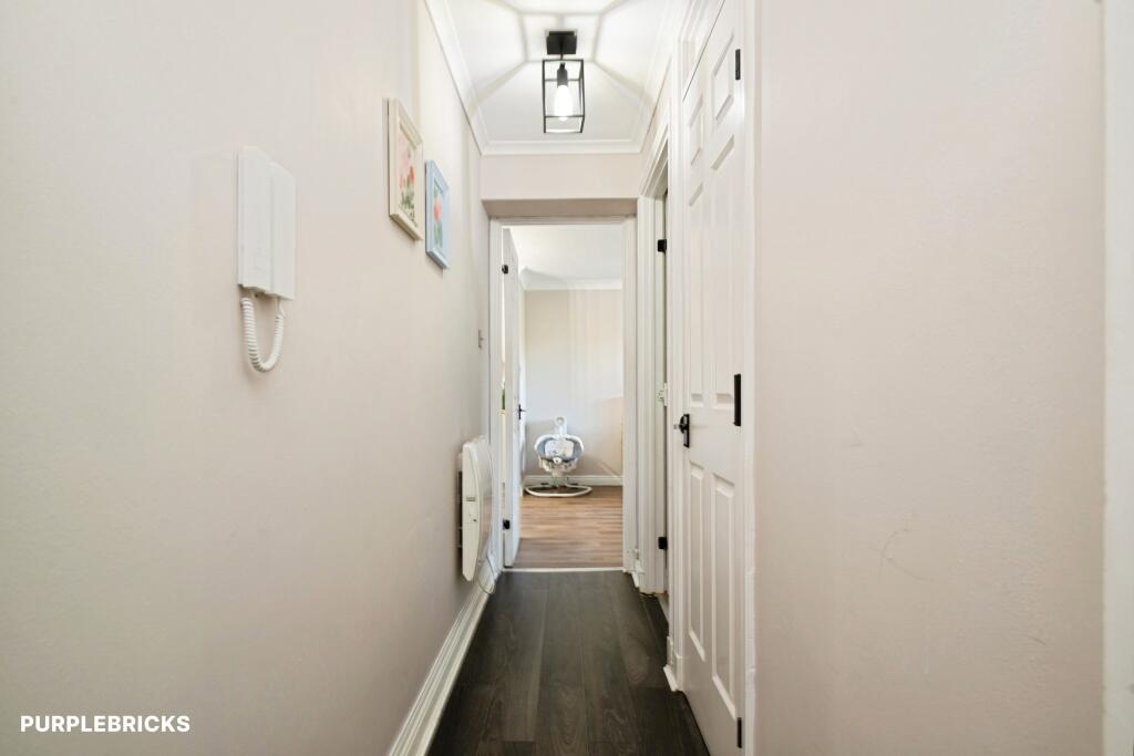 Apartment in Cardiff - View 2