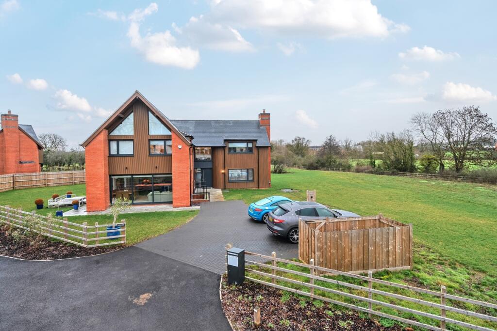 Main image of property: The Close, Clifford Chambers, CV37