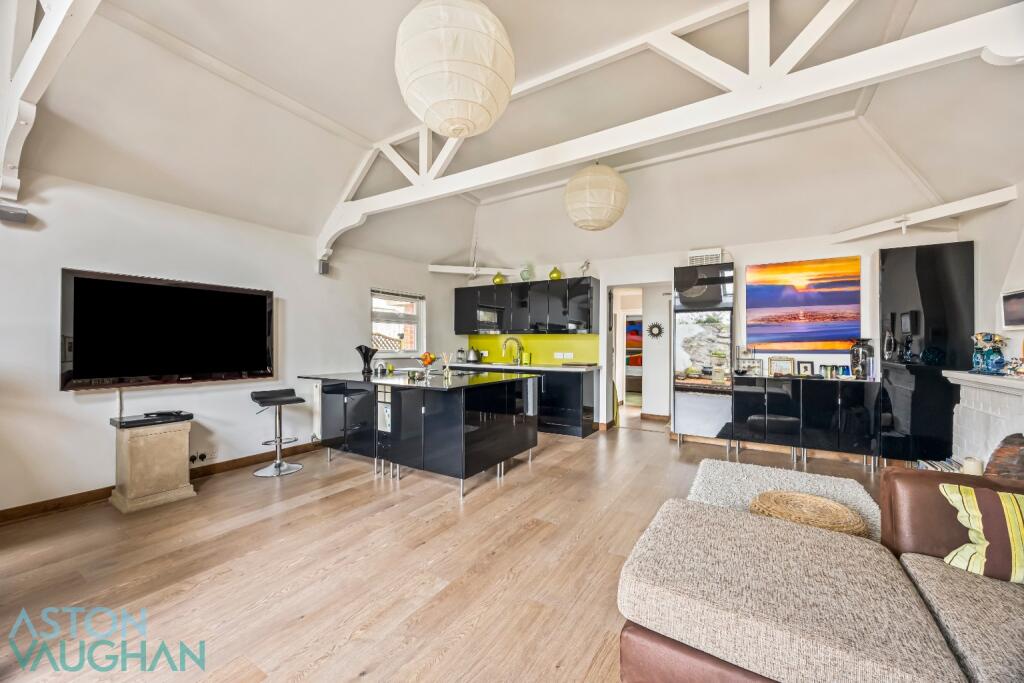 Apartment in Brighton - View 4