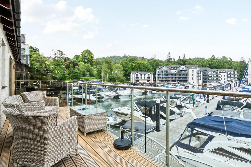 2-bed flat on 34 Windward Way, Bowness On Windermere, LA23 3BF, £420,000