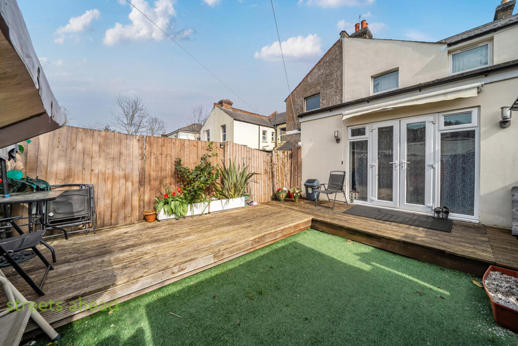 Main image of property: Brighton Road, South Croydon, CR2