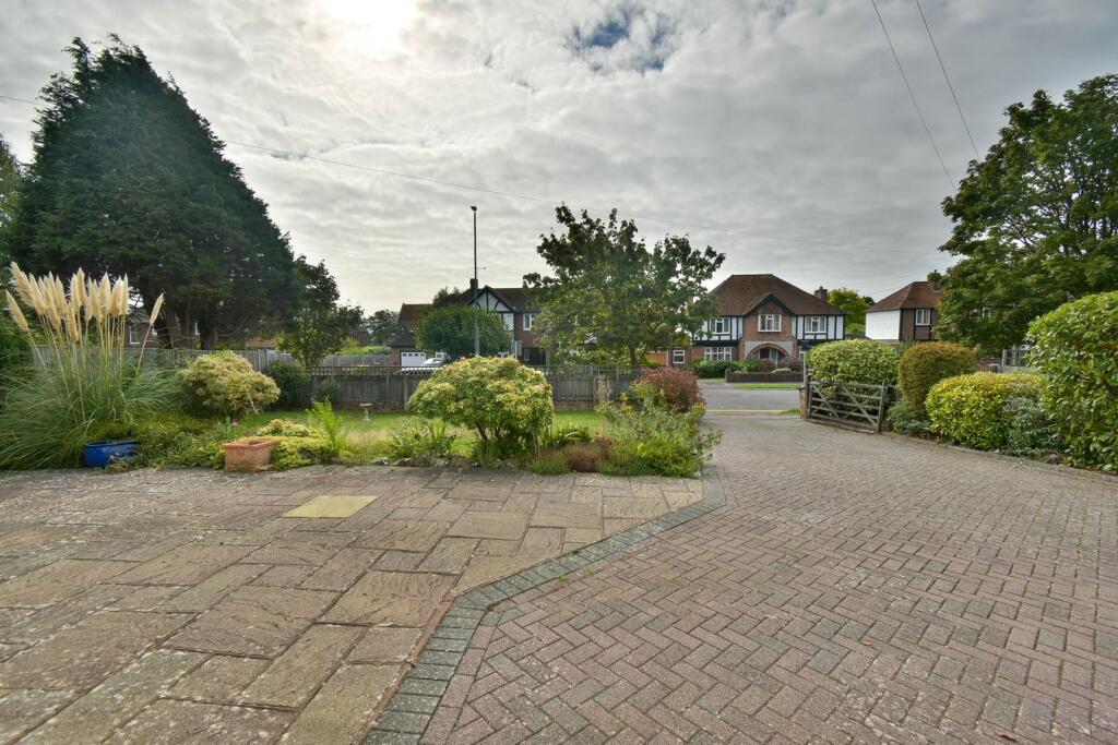 House in Tonbridge - View 3