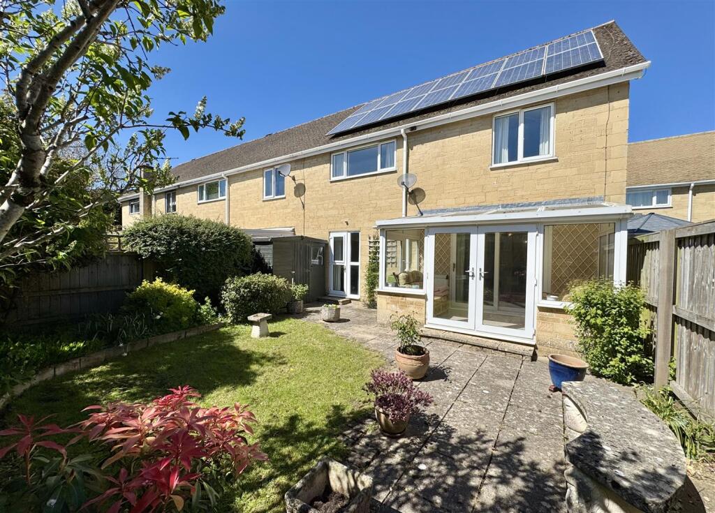 Main image of property: Central Cirencester
