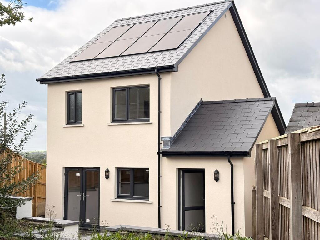 House in Swansea, Llangunnor - View 2