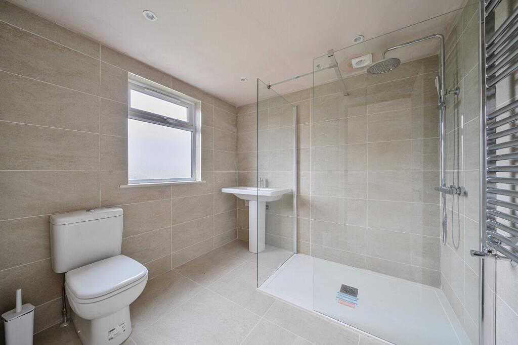Arngask Road, Catford, London, SE6 photo 3