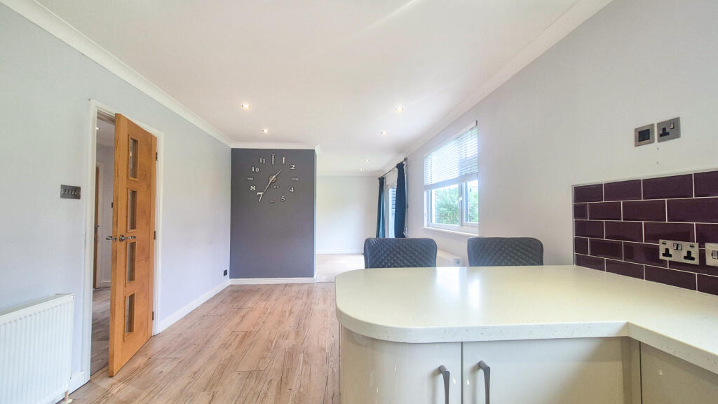 House in Marown, Glen Vine - More