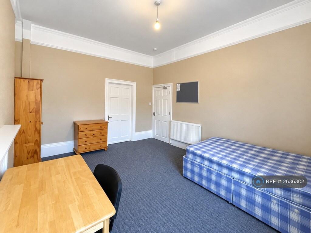 Apartment in Bath - View 4