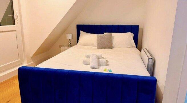 Main image of property: Golders Green Road