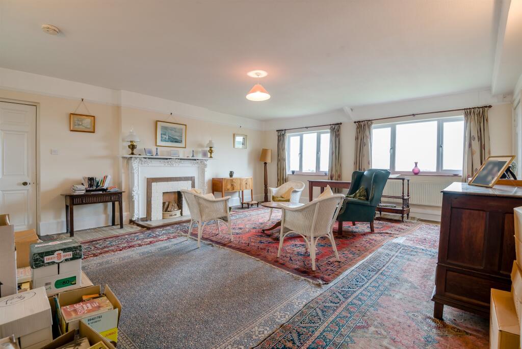 House in Harewood End, Pencoyd - More