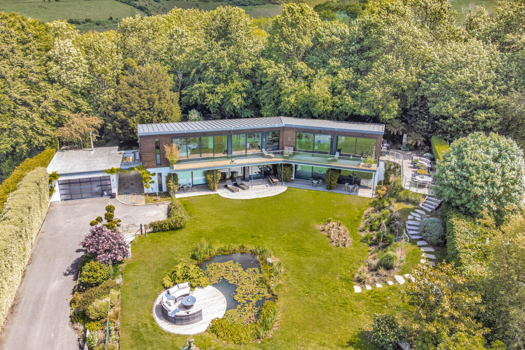 House in Lewes - View 2