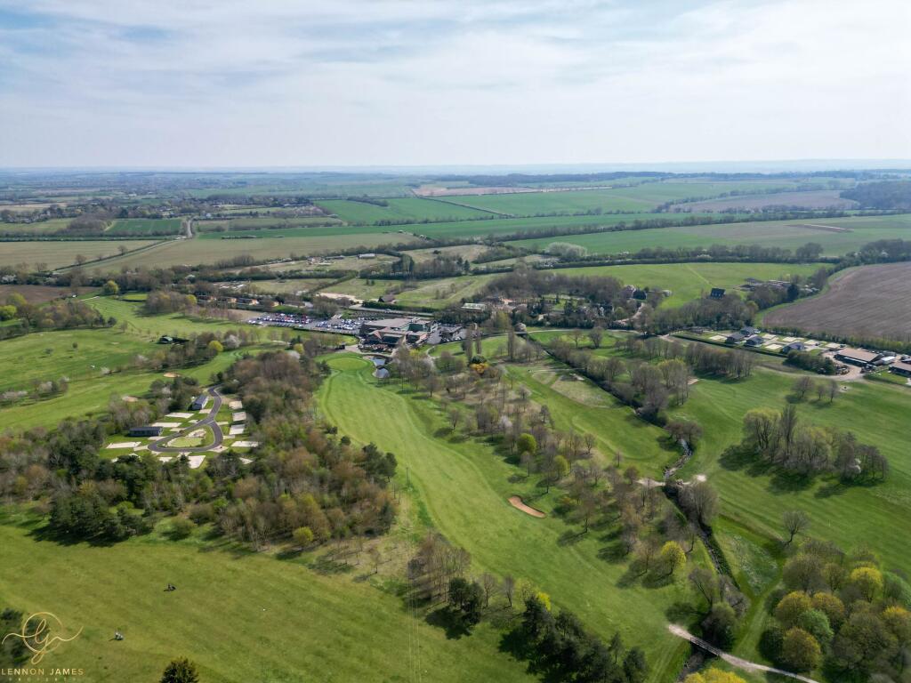 Cambridge Country Club, Toft Road, CB23 photo 4