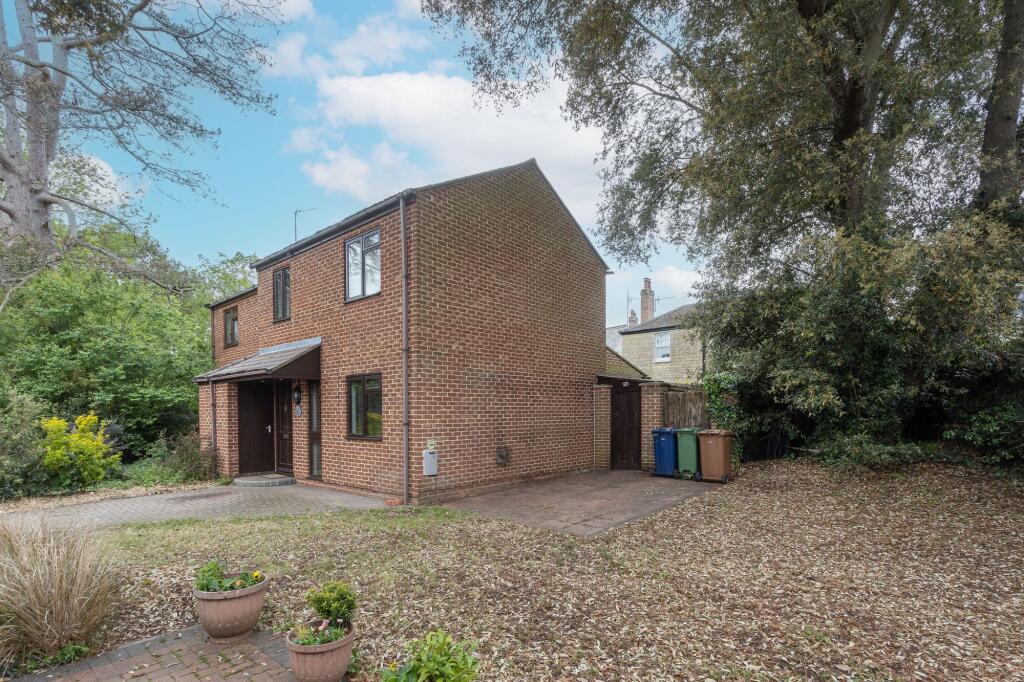 Main image of property: Webbs Close, Wolvercote, OX2