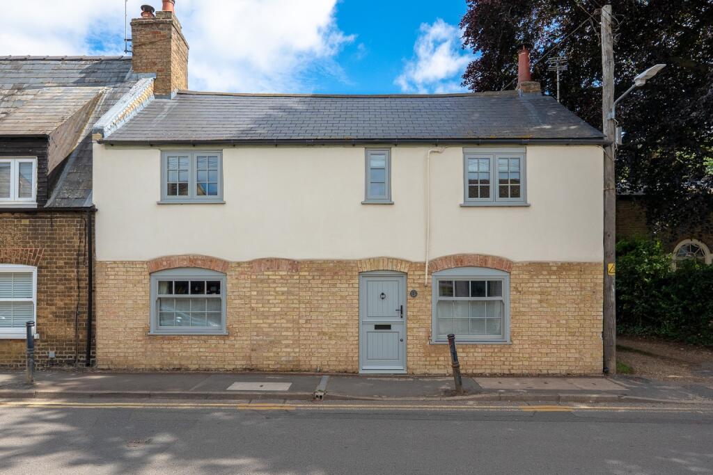 Main image of property: High Street, Somersham, Huntingdon, Cambridgeshire, PE28 3JB
