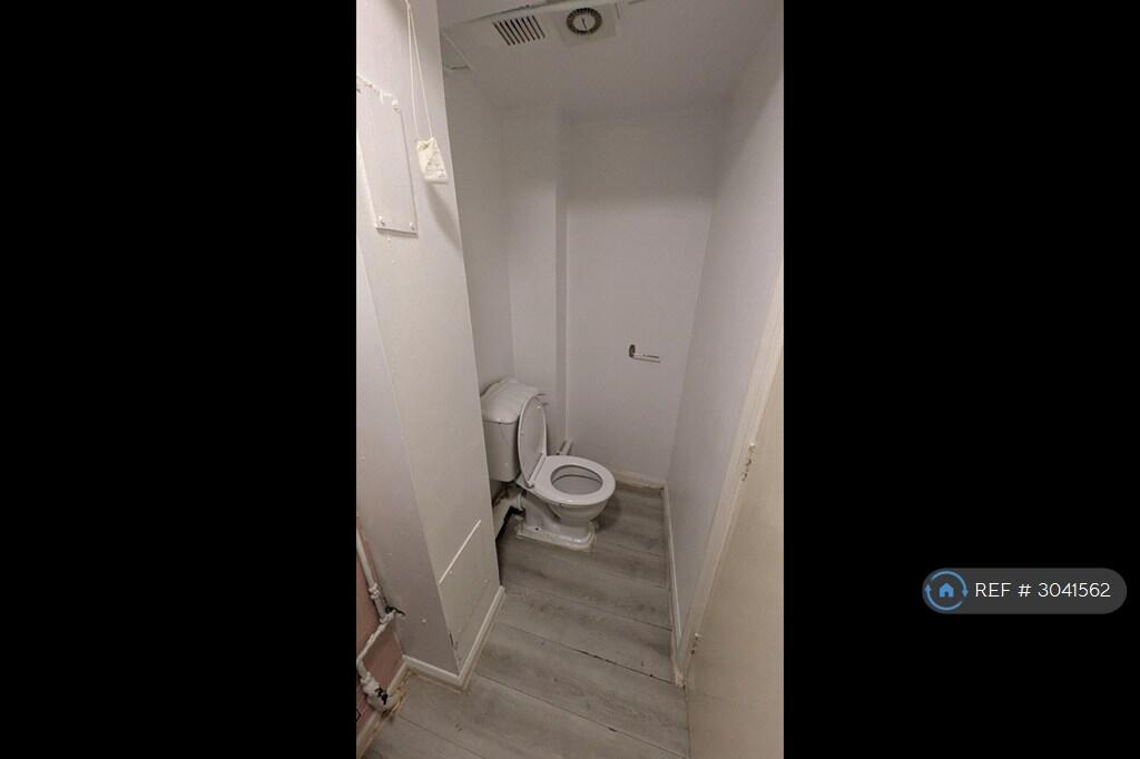 Apartment in Wolverhampton - More