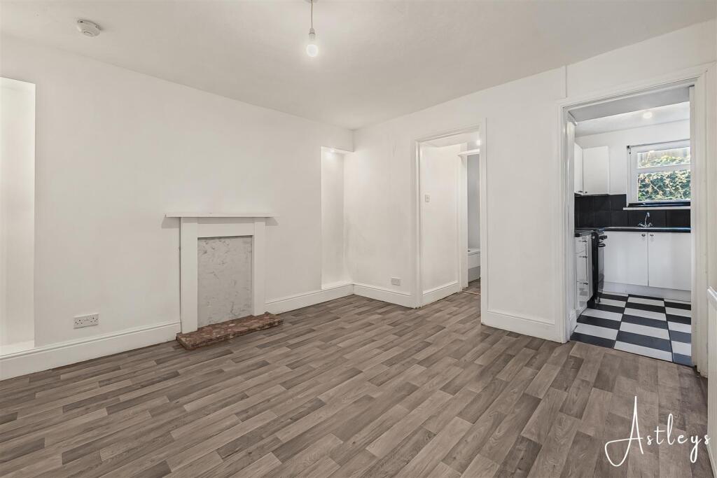 House in Swansea - View 5