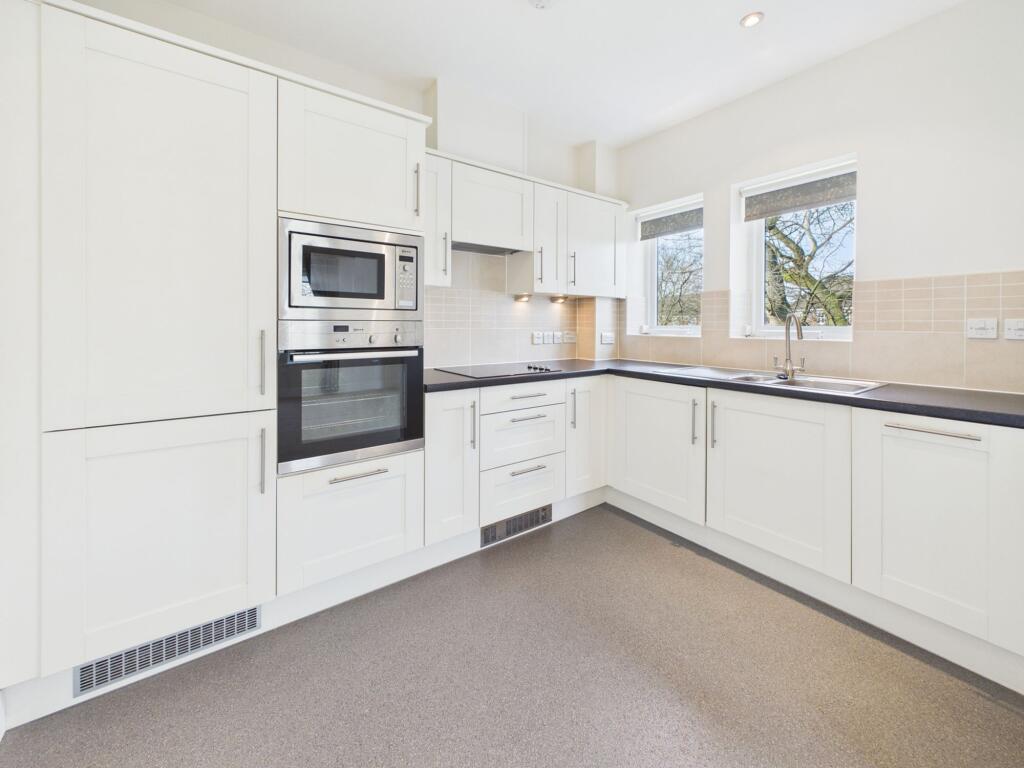 Apt 50, Boughton Hall Filkins Lane, Chester - CH3 5BG photo 3