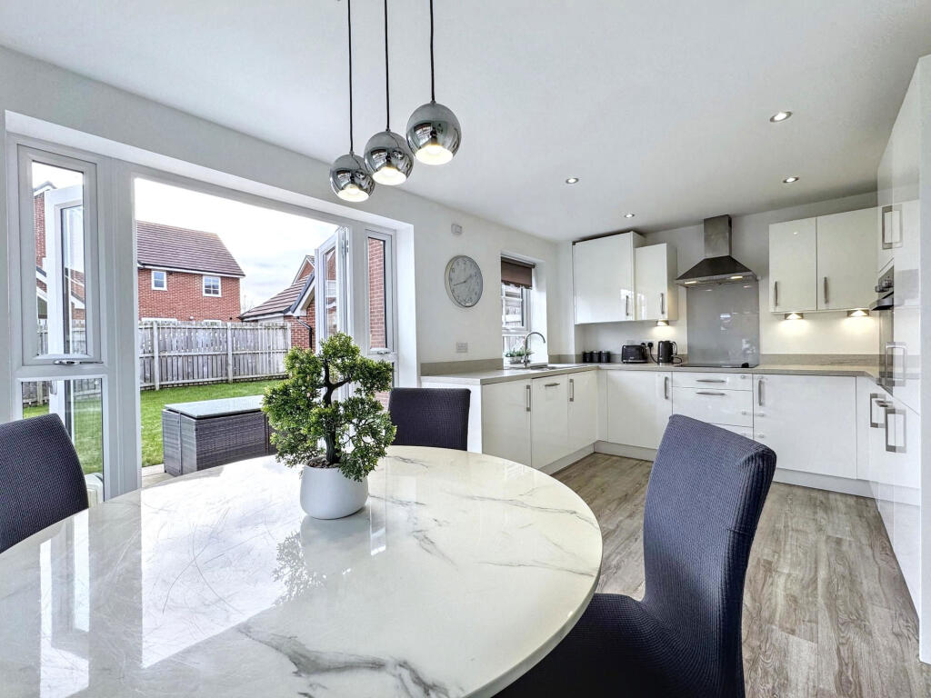 Wollaston Way, Hebburn, Tyne and Wear, NE31 2BR photo 3