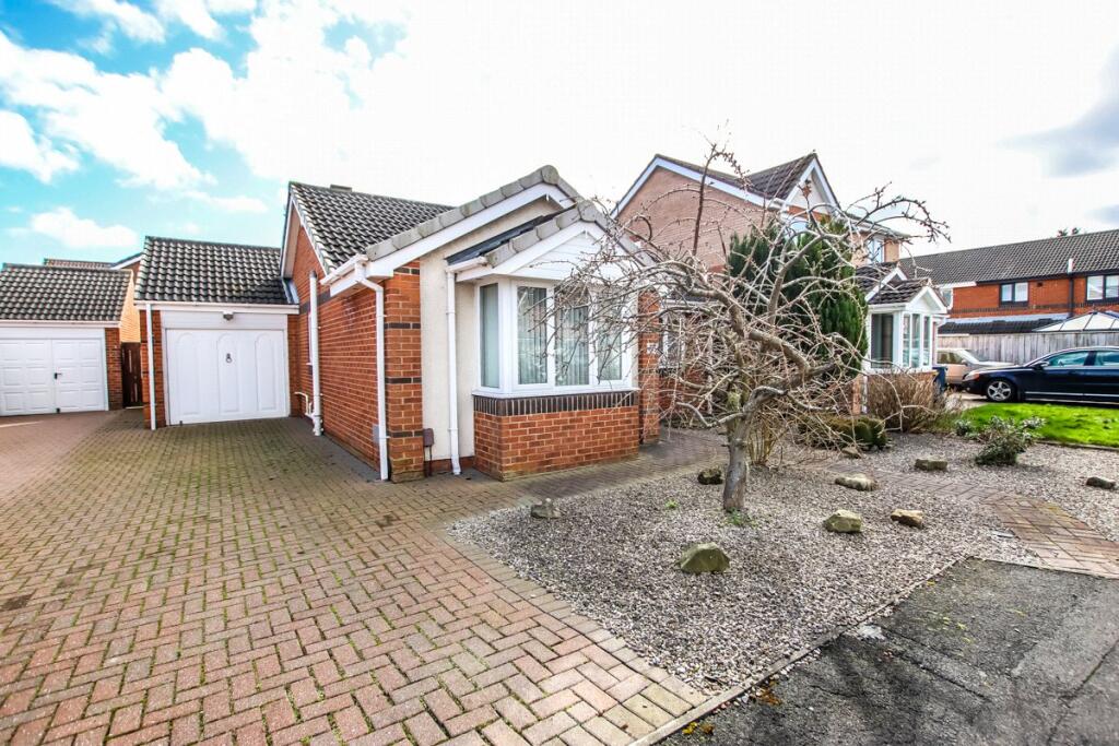 2-bed house on Athelhampton, Washington, Tyne and Wear, NE38, £235,000