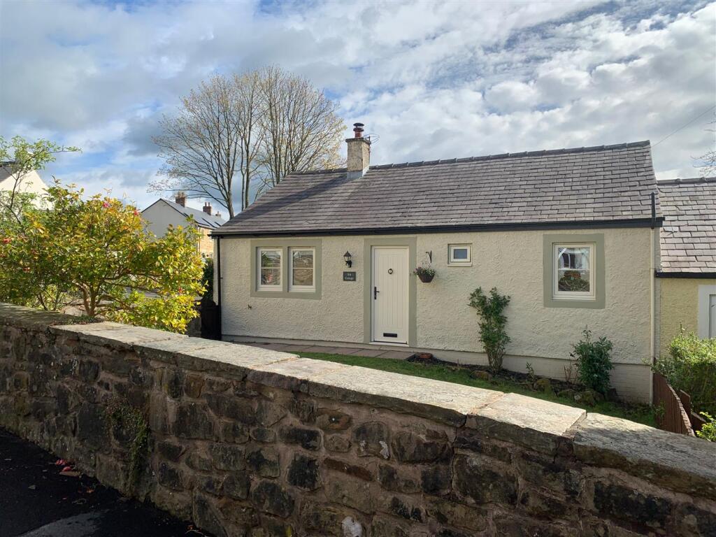 Additional image 18 of Warren Fold, Hurst Green