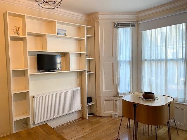 Apartment in London - View 4