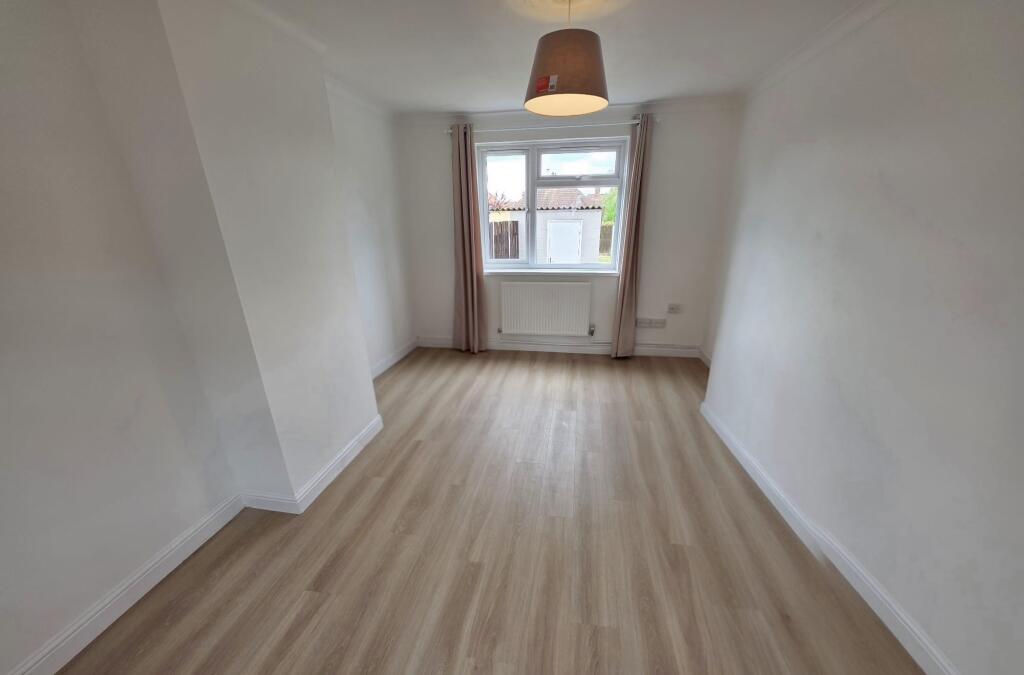 House in Bath - View 2
