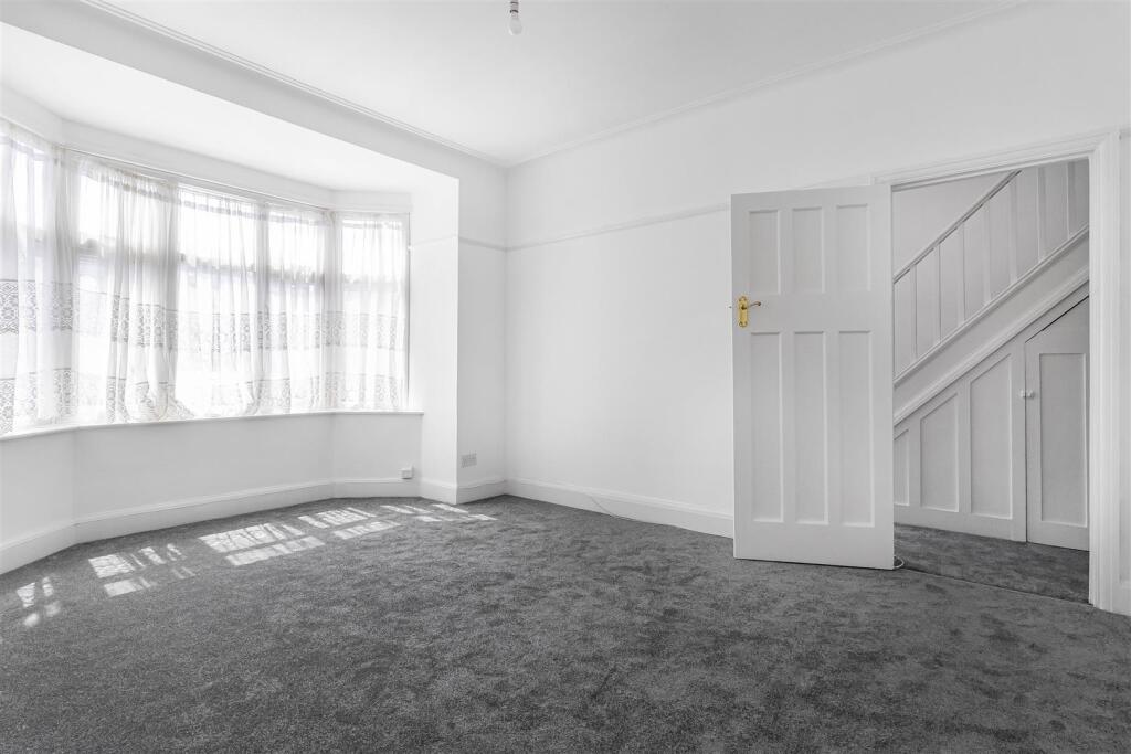 House in Enfield - View 2