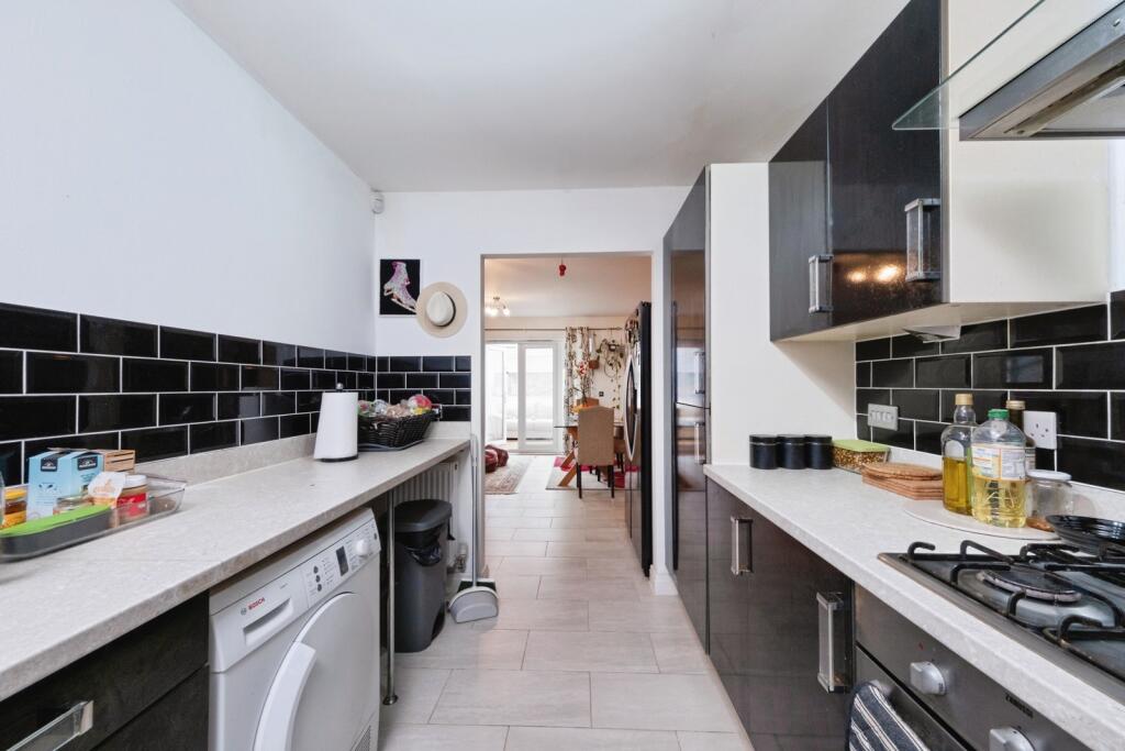 Norden Mead, Walton, Milton Keynes, MK7 photo 3