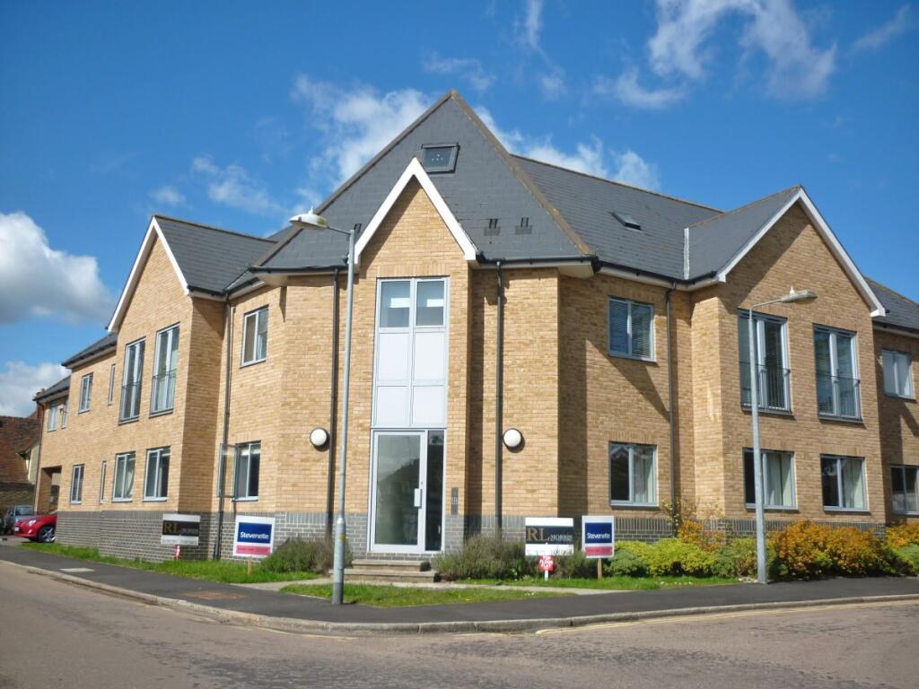 Main image of property: 76 Hemnall Street,