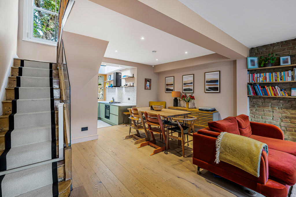 Mount Ash Road, London, SE26 photo 2