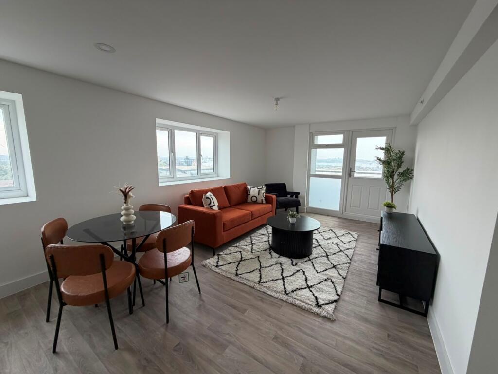 Main image of property: The Lightlouse, L20