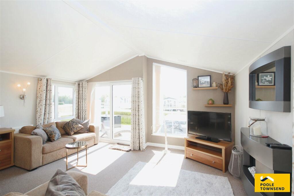 10 The Links, Moor Lane, Flookburgh photo 4