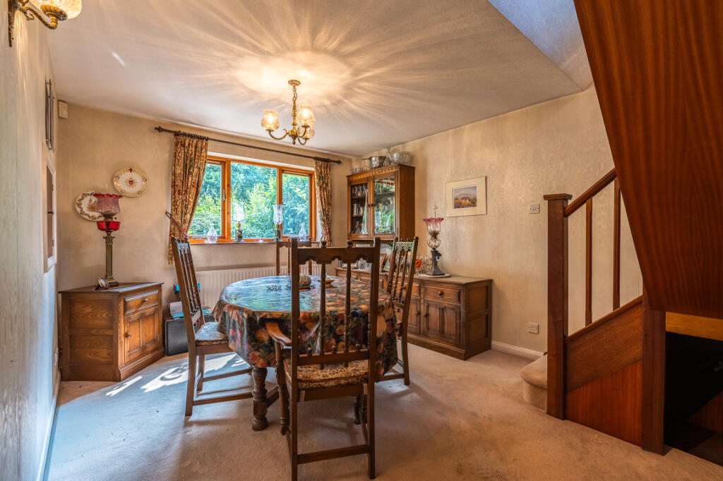 House in Worcester - View 4